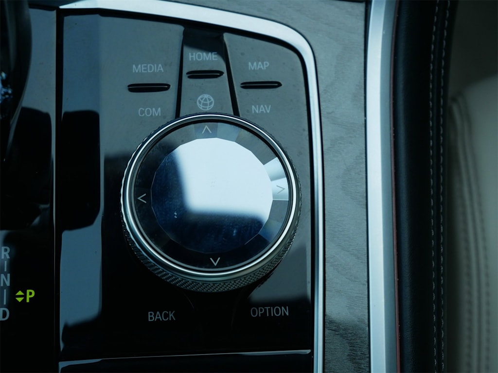 Thumbnail: 2021 BMW 8 Series - 21