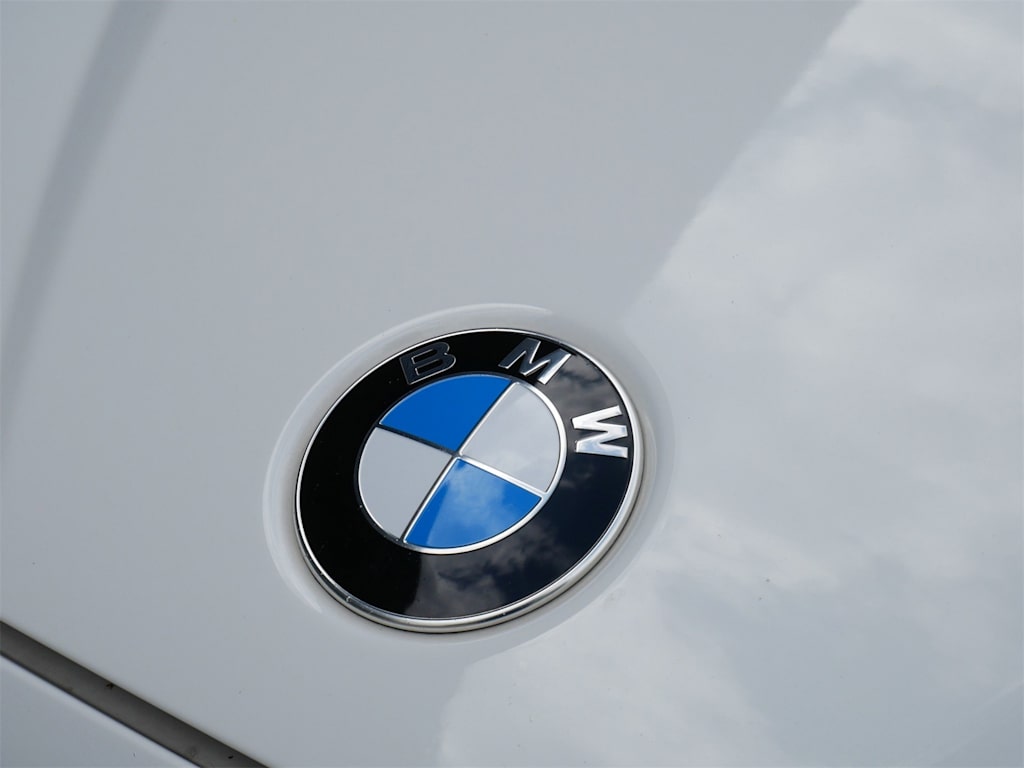 Thumbnail: 2015 BMW X1 - 9