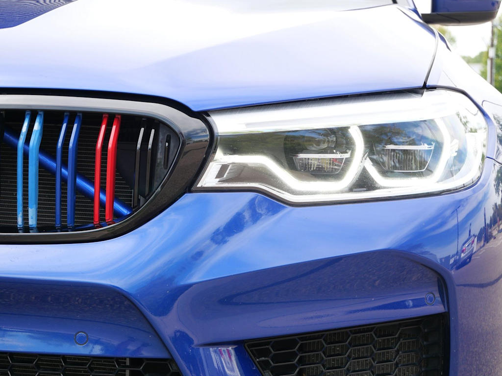 Thumbnail: 2018 BMW M5 - 13
