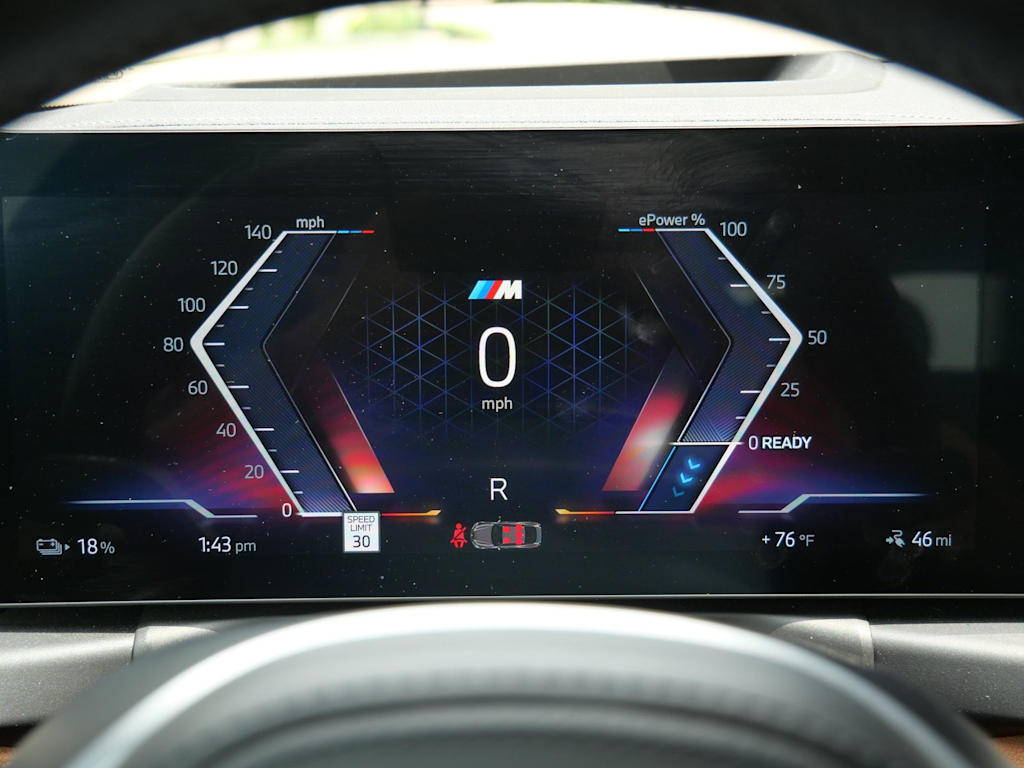 Thumbnail: 2023 BMW i4 - 10