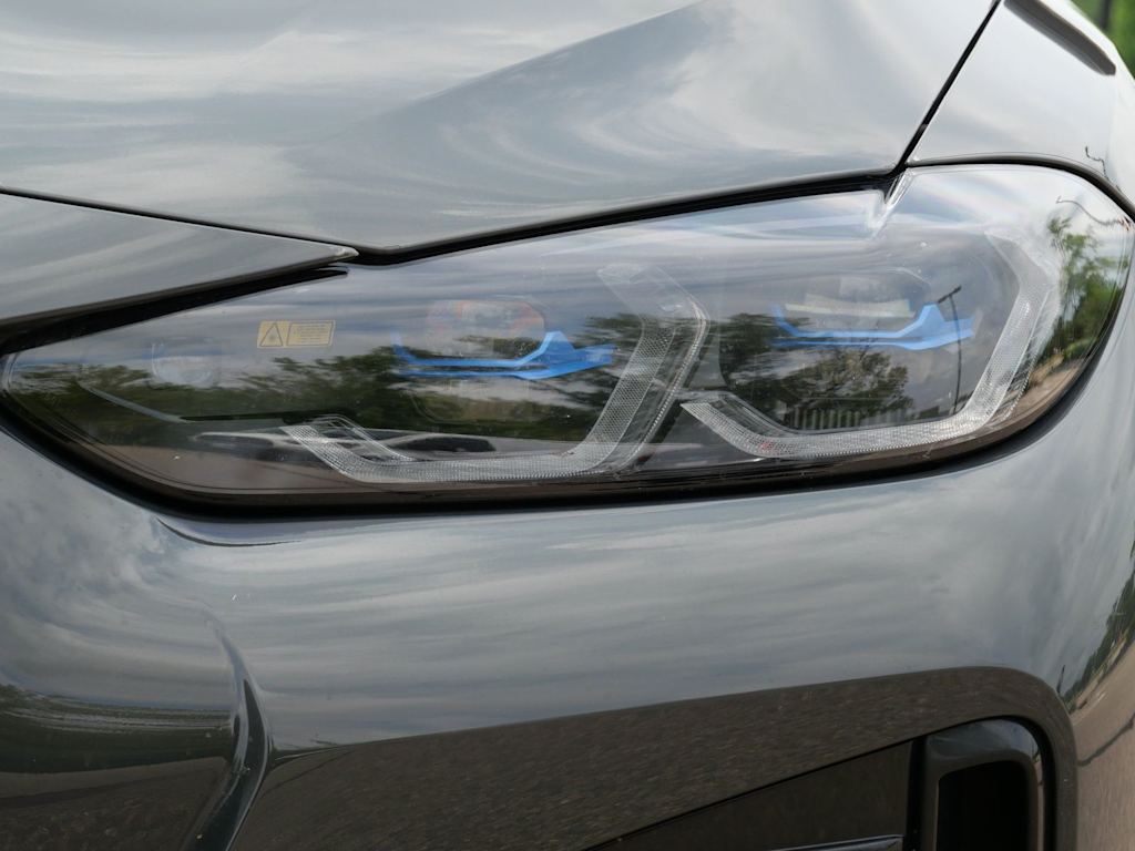 Thumbnail: 2023 BMW i4 - 11