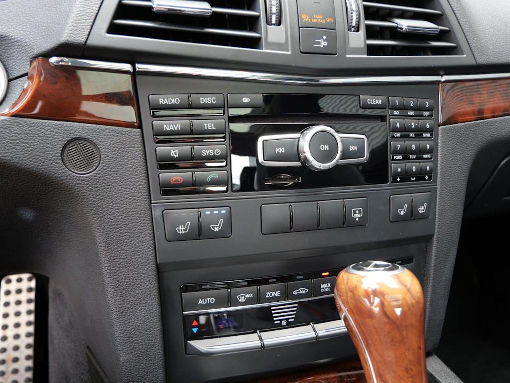 Thumbnail: 2013 Mercedes-Benz E-Class - 18