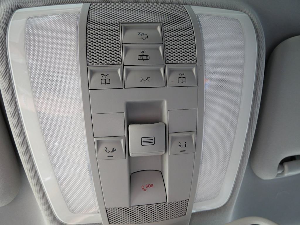 Thumbnail: 2013 Mercedes-Benz E-Class - 28