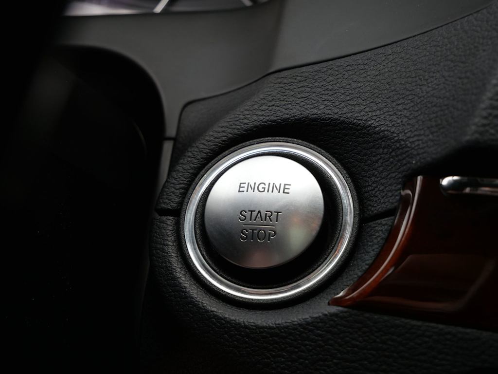Thumbnail: 2013 Mercedes-Benz E-Class - 19