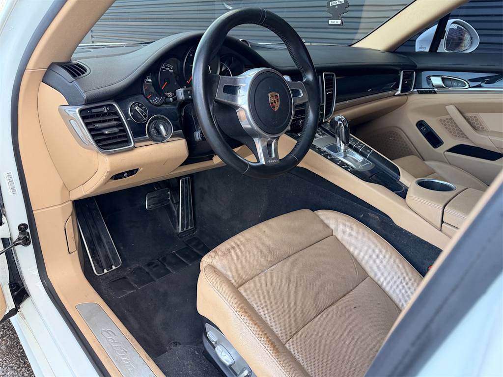 Thumbnail: 2016 Porsche Panamera - 2