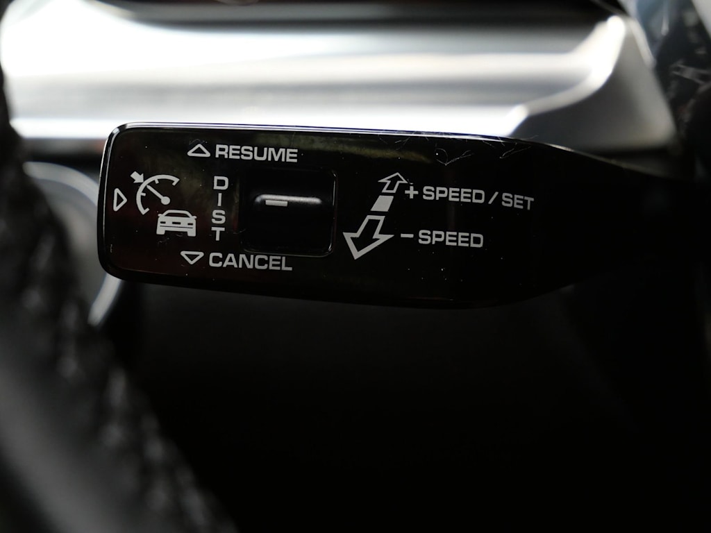 Thumbnail: 2020 Porsche Panamera - 24