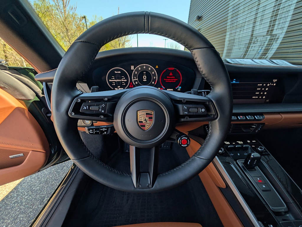 Thumbnail: 2026 Porsche 911 - 2