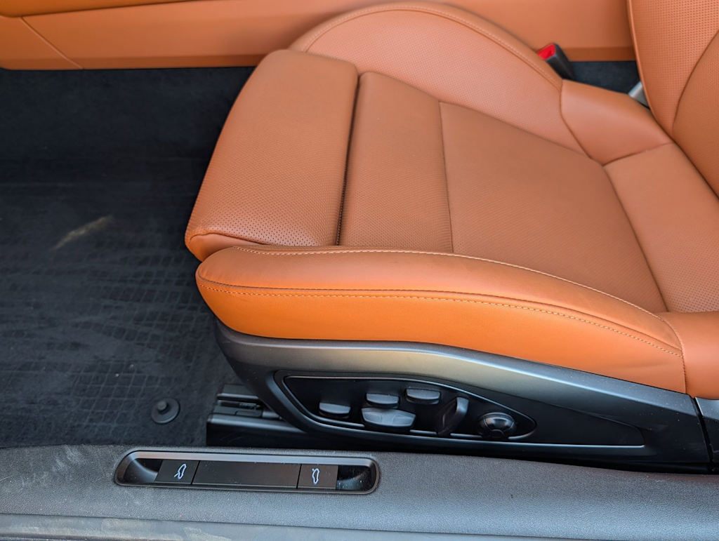 Thumbnail: 2026 Porsche 911 - 25