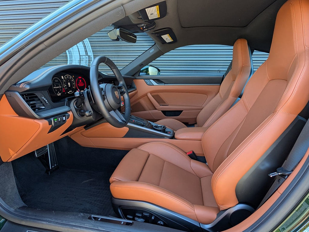 Thumbnail: 2026 Porsche 911 - 9