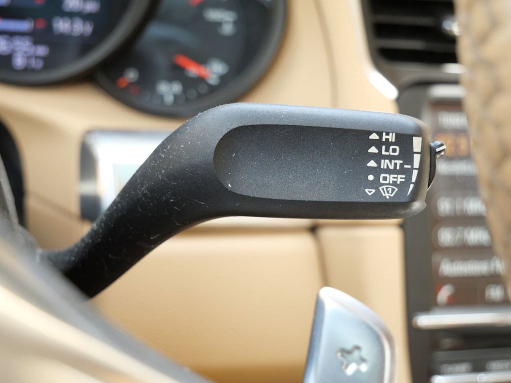 Thumbnail: 2014 Porsche 911 - 21