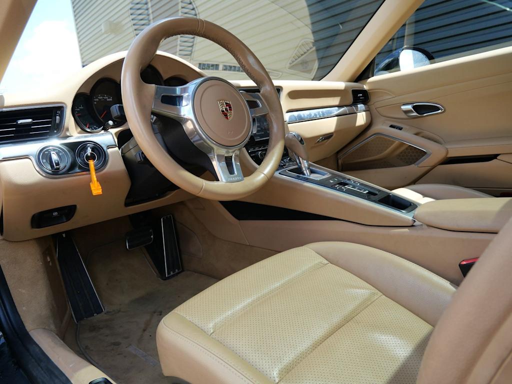 Thumbnail: 2014 Porsche 911 - 2