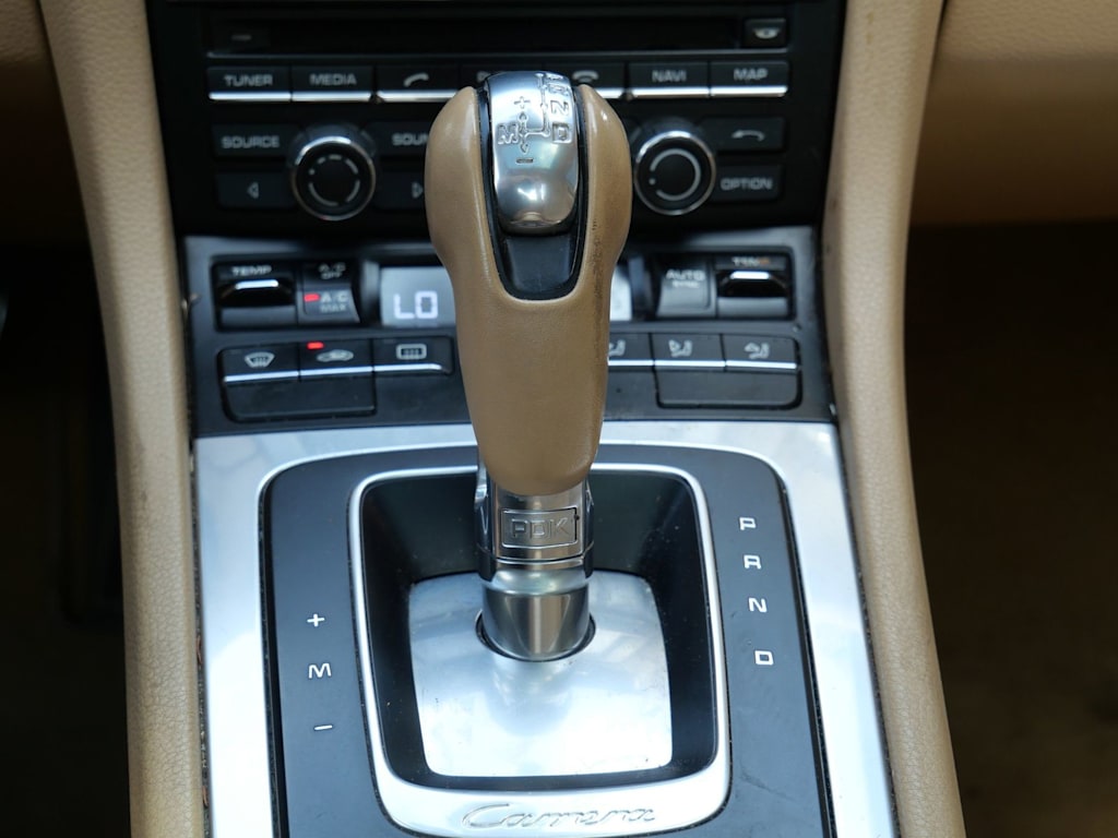 Thumbnail: 2014 Porsche 911 - 18