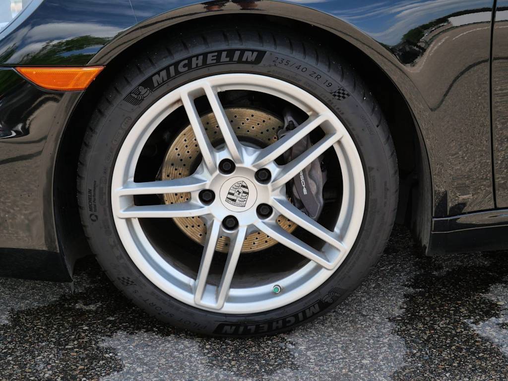 Thumbnail: 2014 Porsche 911 - 5