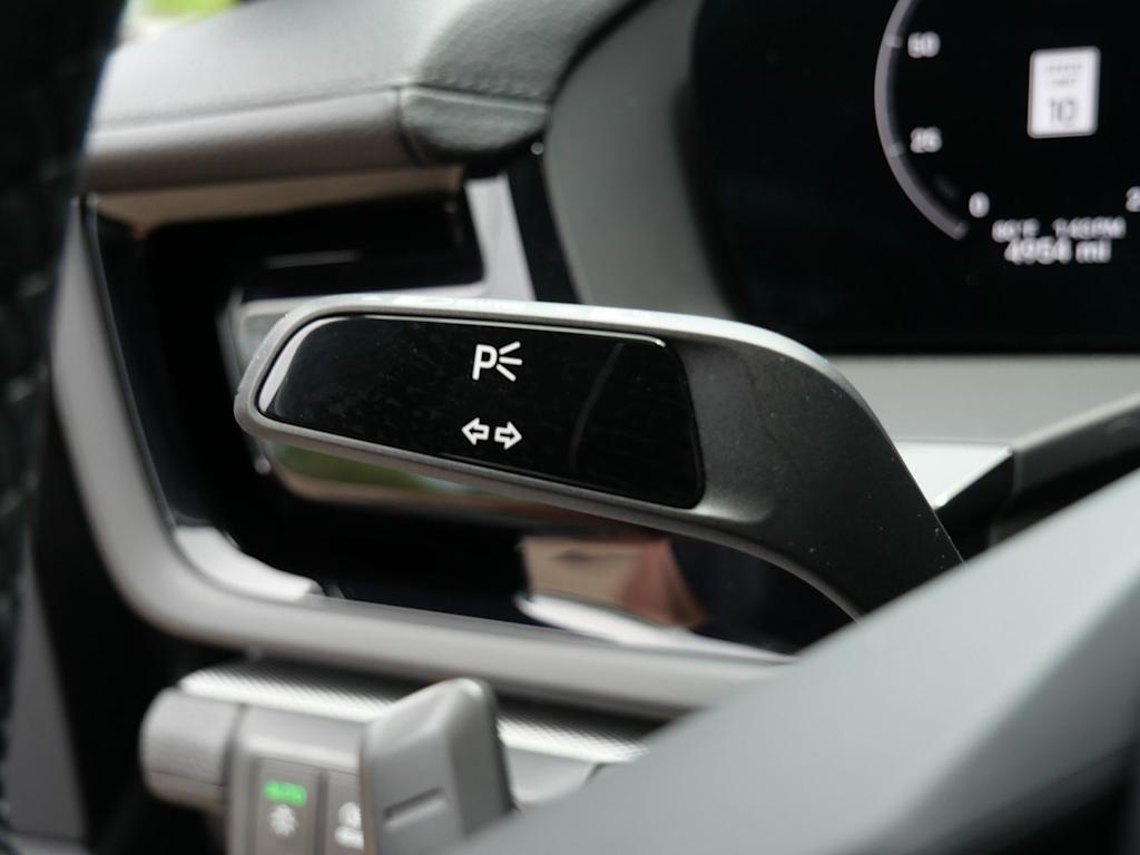 Thumbnail: 2025 Porsche Panamera - 8