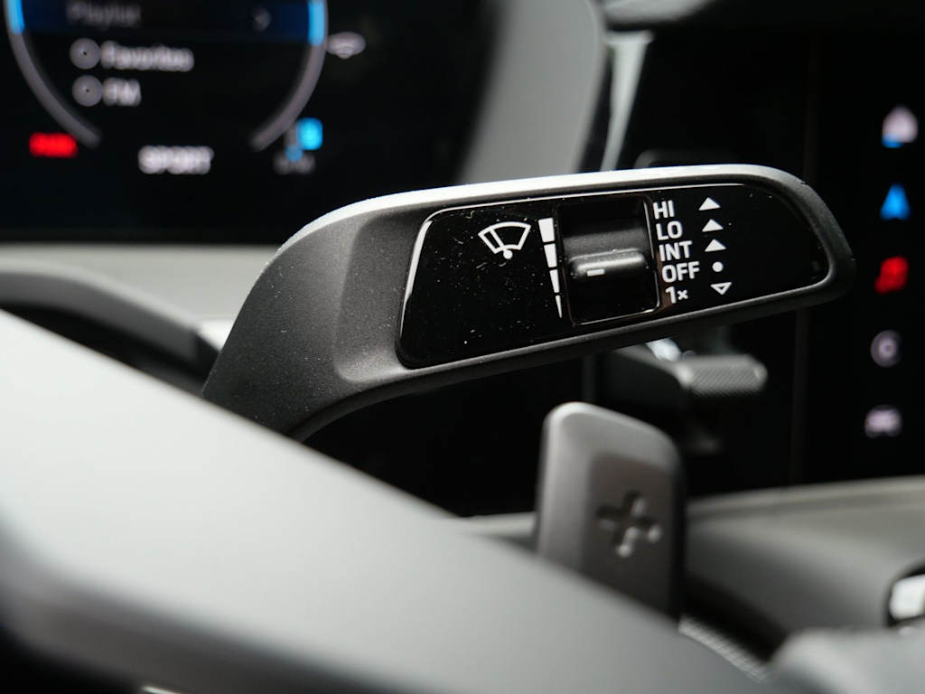 Thumbnail: 2025 Porsche Panamera - 24