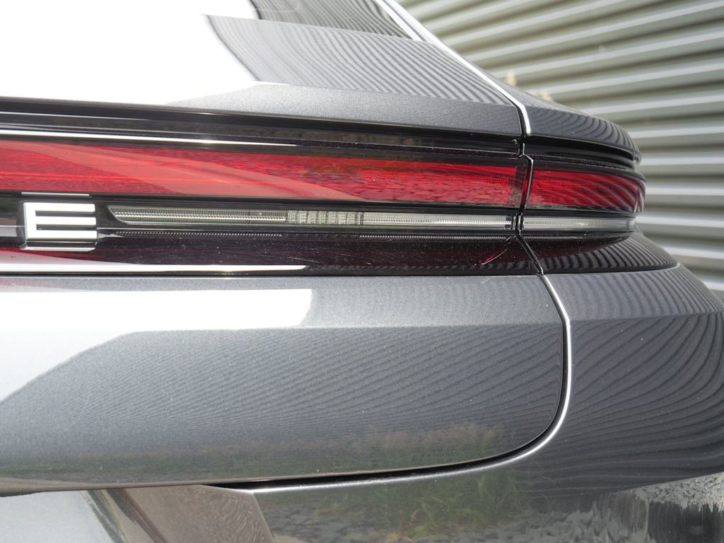 Thumbnail: 2025 Porsche Panamera - 12