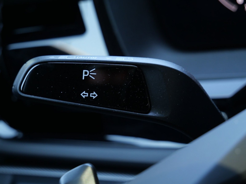Thumbnail: 2025 Porsche Panamera - 25