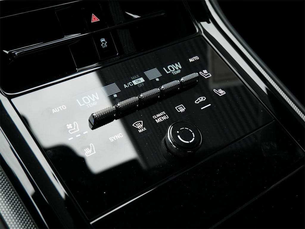 Thumbnail: 2025 Porsche Panamera - 20