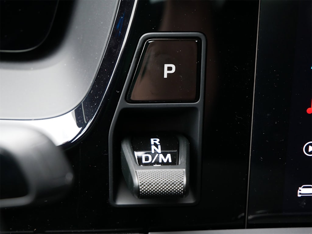 Thumbnail: 2025 Porsche Panamera - 18