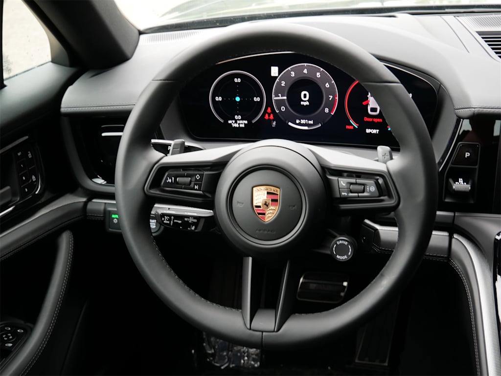 Thumbnail: 2025 Porsche Panamera - 11