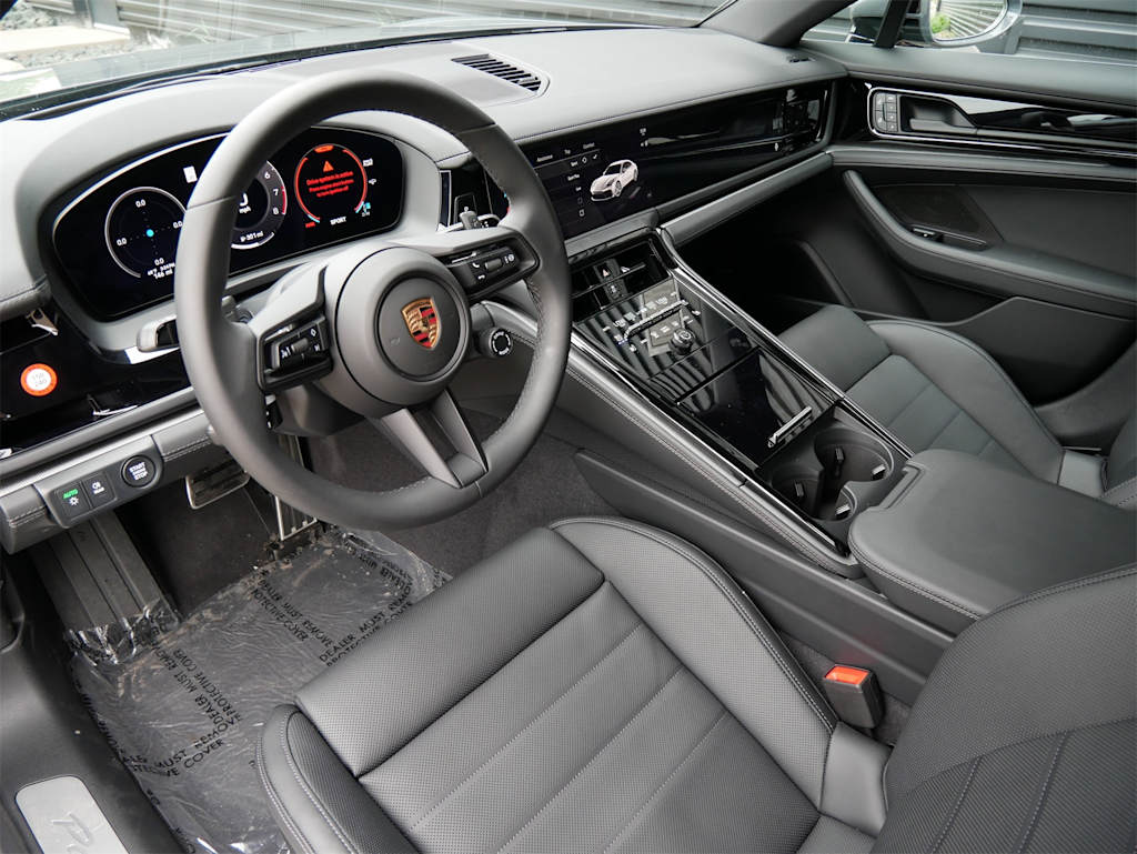 Thumbnail: 2025 Porsche Panamera - 2