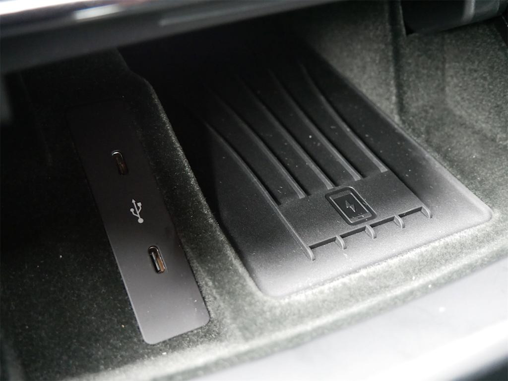 Thumbnail: 2025 Porsche Panamera - 13