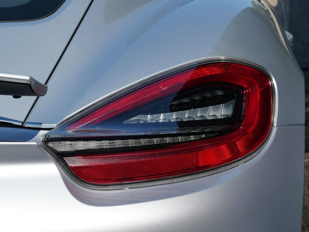 Thumbnail: 2016 Porsche Cayman - 11