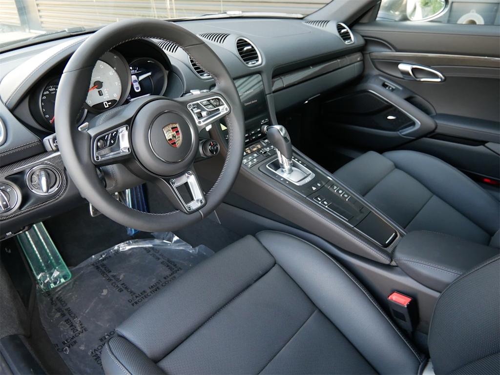 Thumbnail: 2025 Porsche 718 Cayman - 2