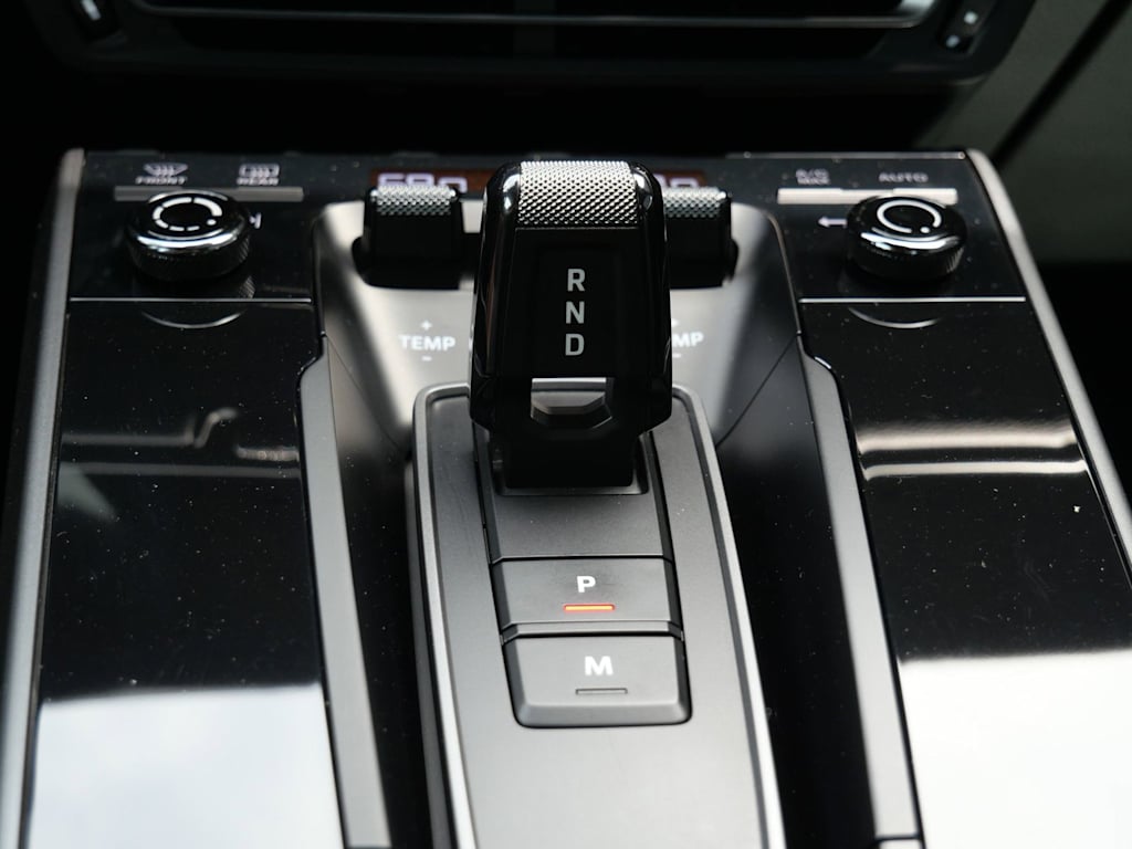 Thumbnail: 2022 Porsche 911 - 17