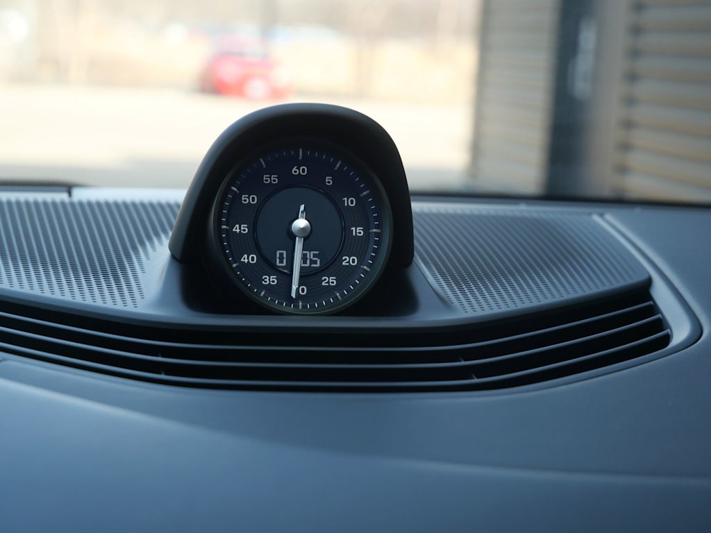 Thumbnail: 2026 Porsche Taycan - 8