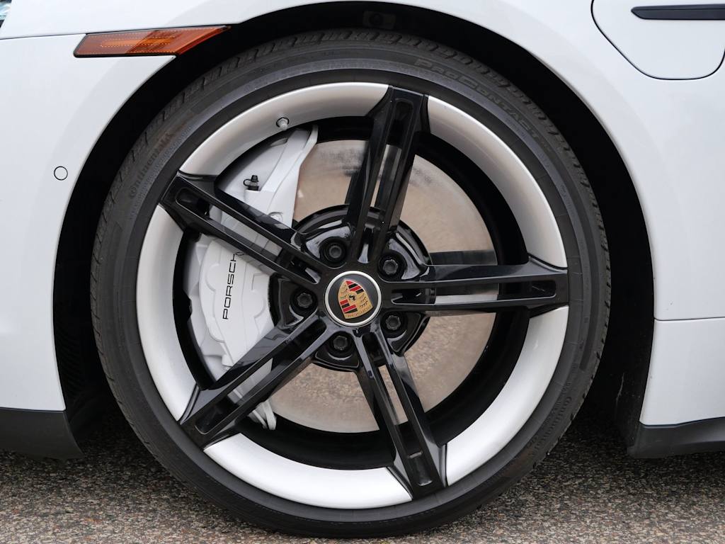 Thumbnail: 2020 Porsche Taycan - 5