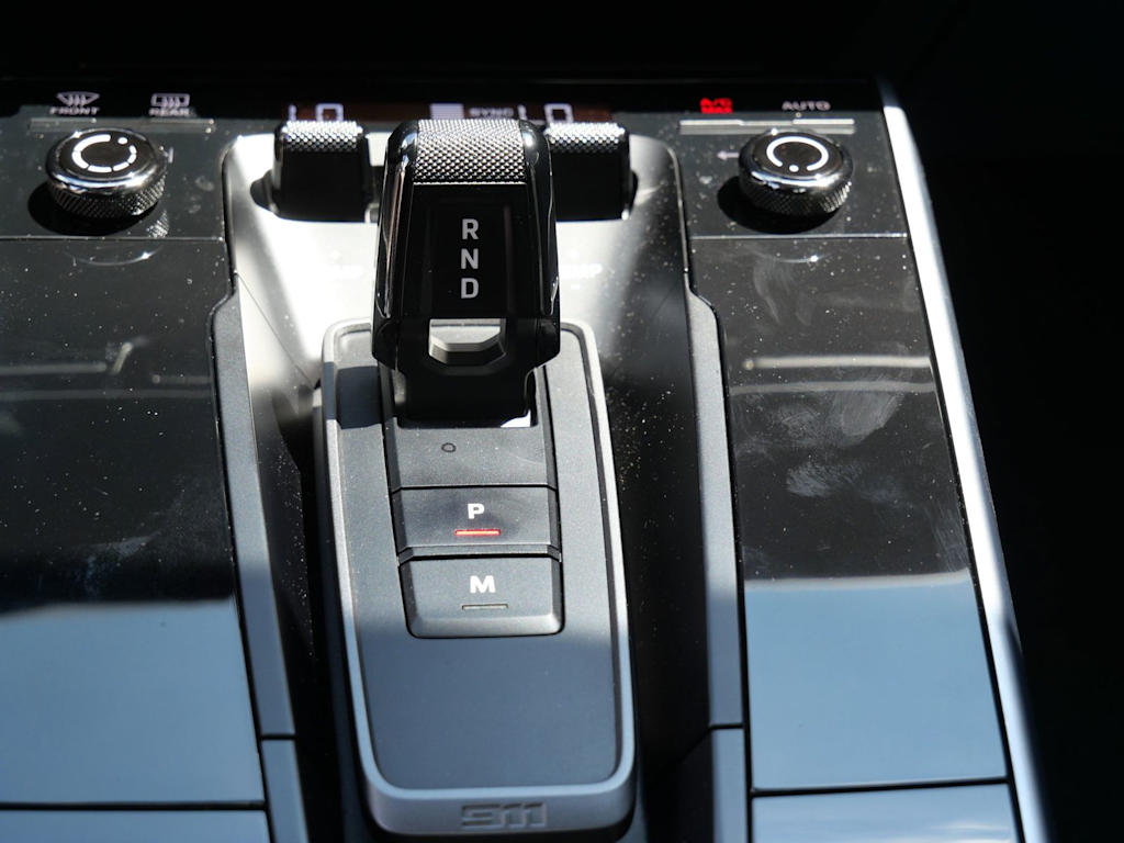 Thumbnail: 2023 Porsche 911 - 16