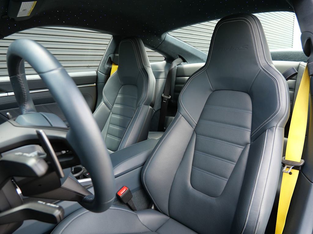 Thumbnail: 2023 Porsche 911 - 7
