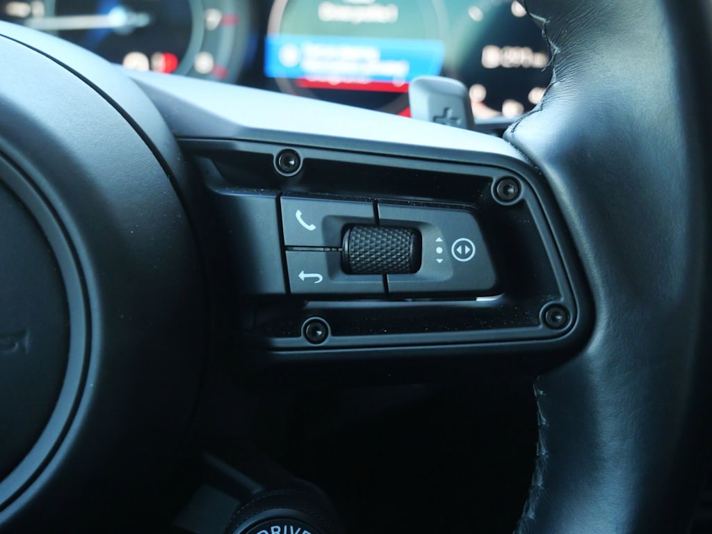 Thumbnail: 2021 Porsche 911 - 16