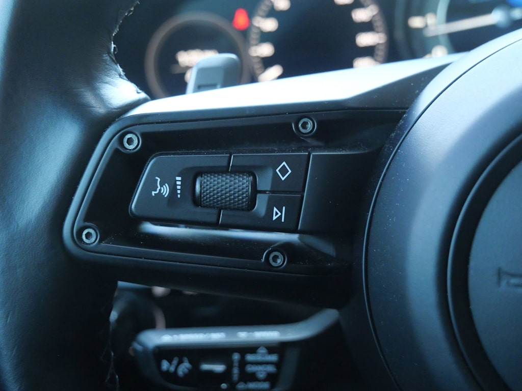 Thumbnail: 2021 Porsche 911 - 18