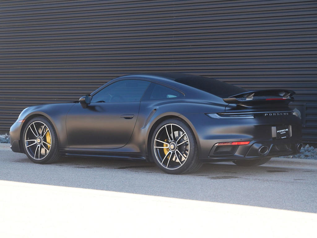 Thumbnail: 2021 Porsche 911 - 10