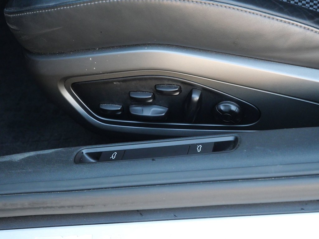 Thumbnail: 2021 Porsche 911 - 14