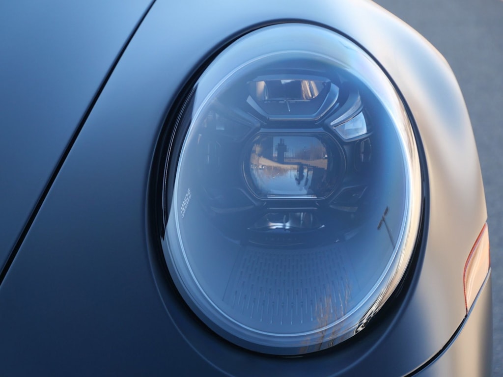 Thumbnail: 2021 Porsche 911 - 11