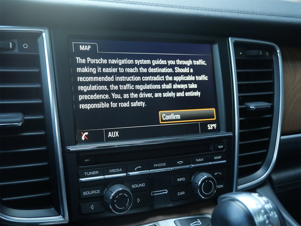 Thumbnail: 2016 Porsche Panamera - 8