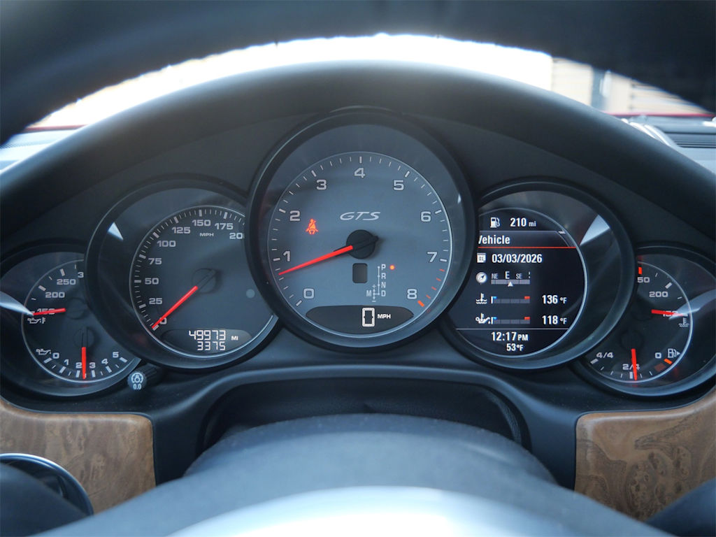 Thumbnail: 2016 Porsche Panamera - 10