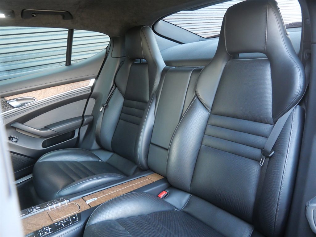 Thumbnail: 2016 Porsche Panamera - 7