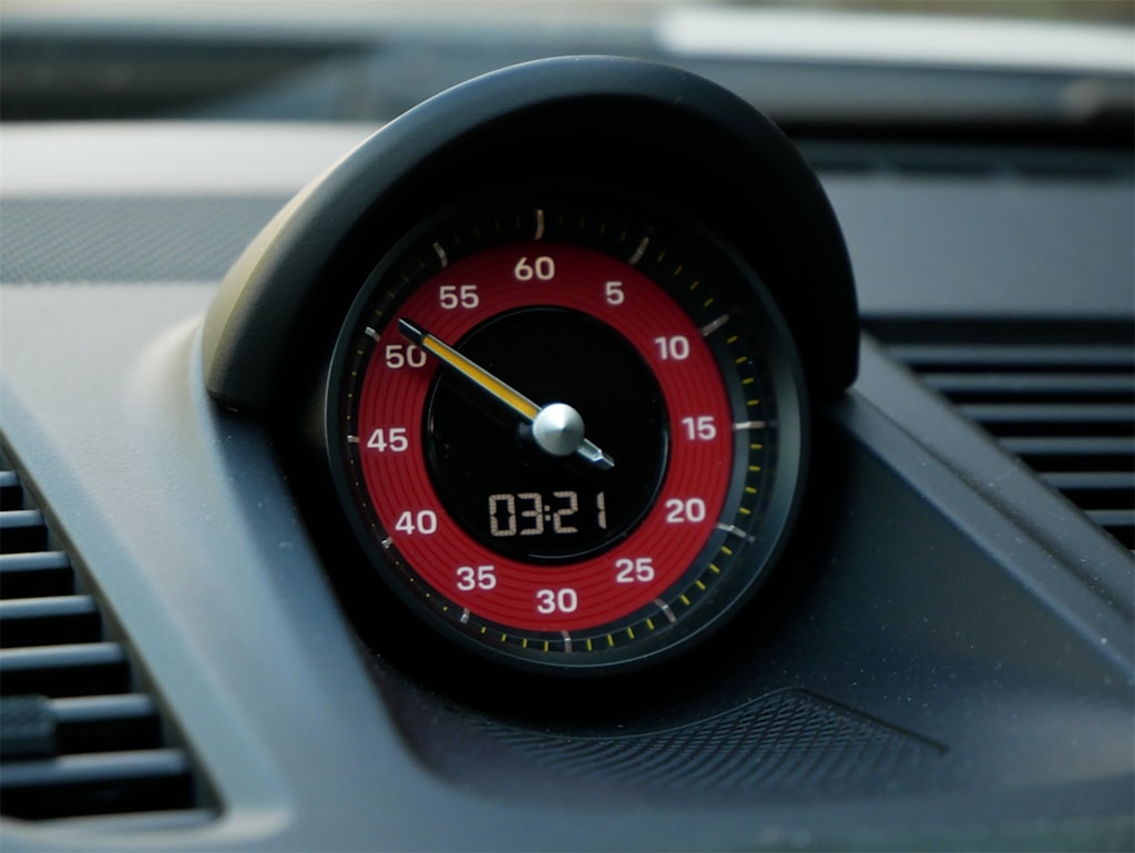 Thumbnail: 2024 Porsche 911 - 6