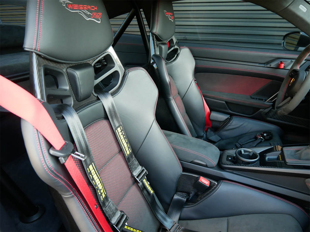 Thumbnail: 2024 Porsche 911 - 9