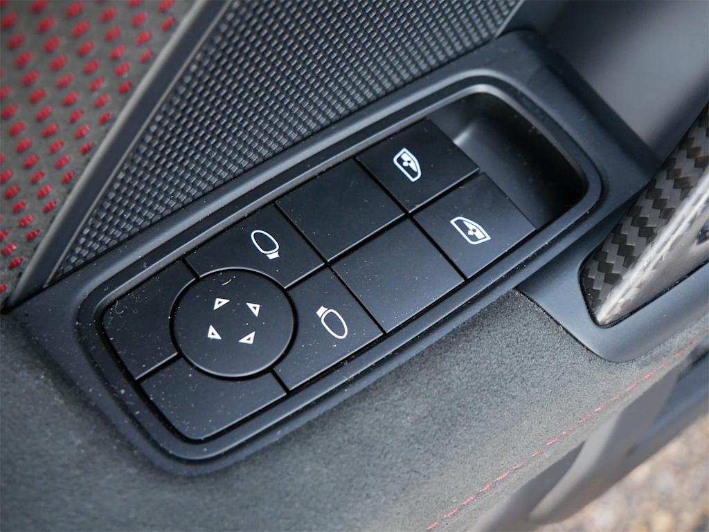 Thumbnail: 2024 Porsche 911 - 17