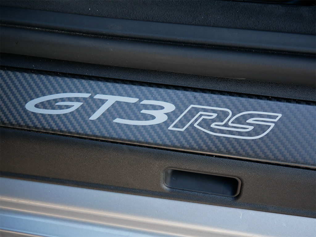 Thumbnail: 2024 Porsche 911 - 15