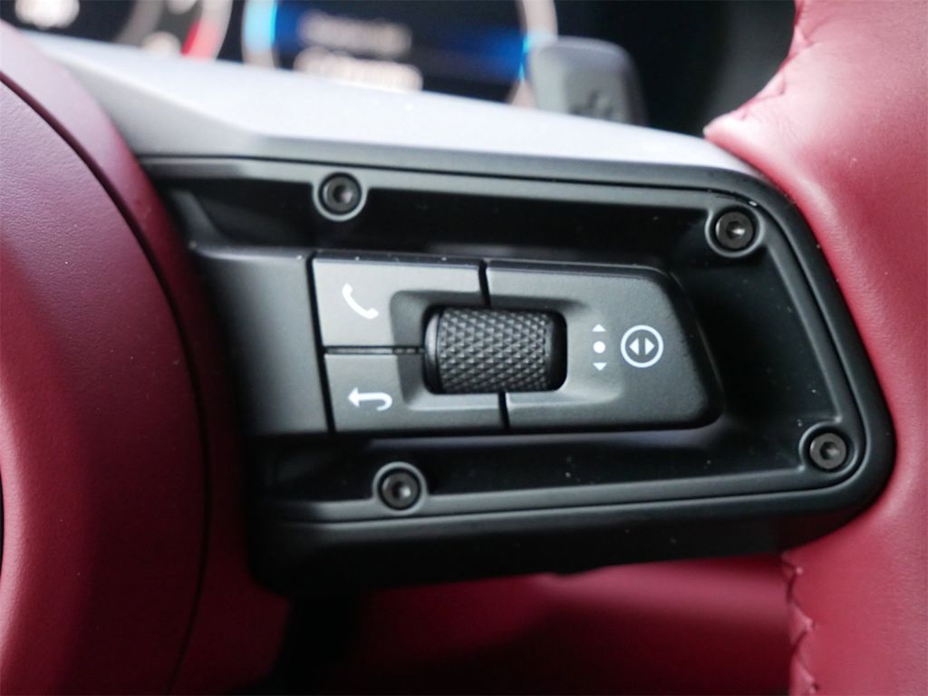 Thumbnail: 2026 Porsche 911 - 9