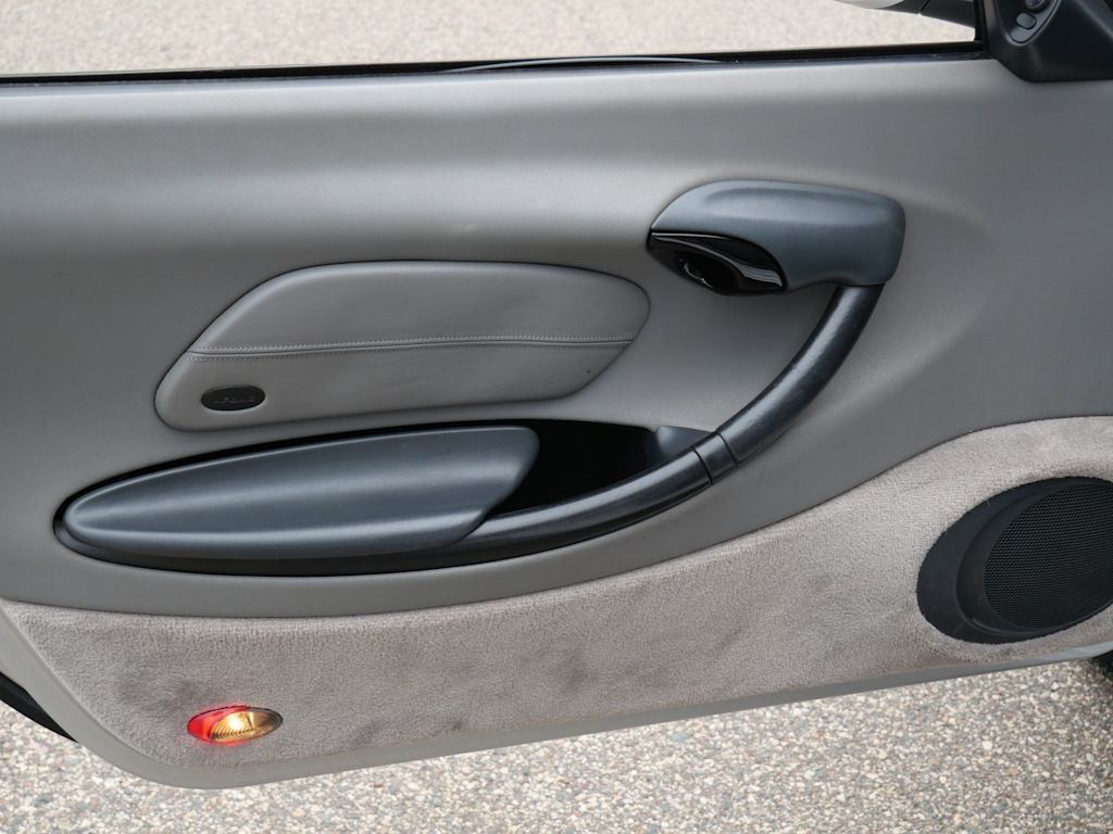 Thumbnail: 1999 Porsche Boxster - 13
