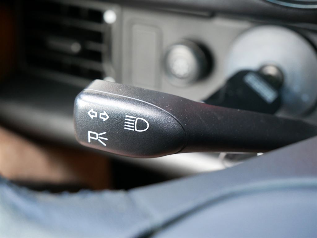 Thumbnail: 1996 Porsche 911 - 25