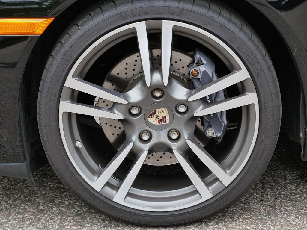 Thumbnail: 2011 Porsche 911 - 5