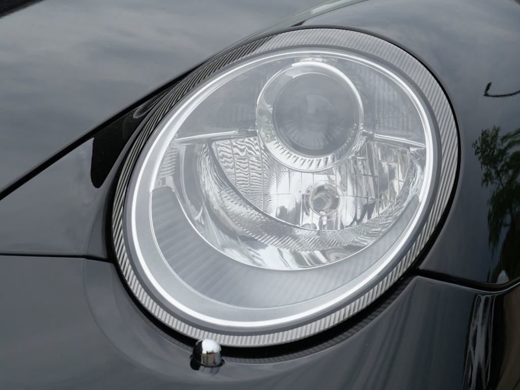 Thumbnail: 2011 Porsche 911 - 10
